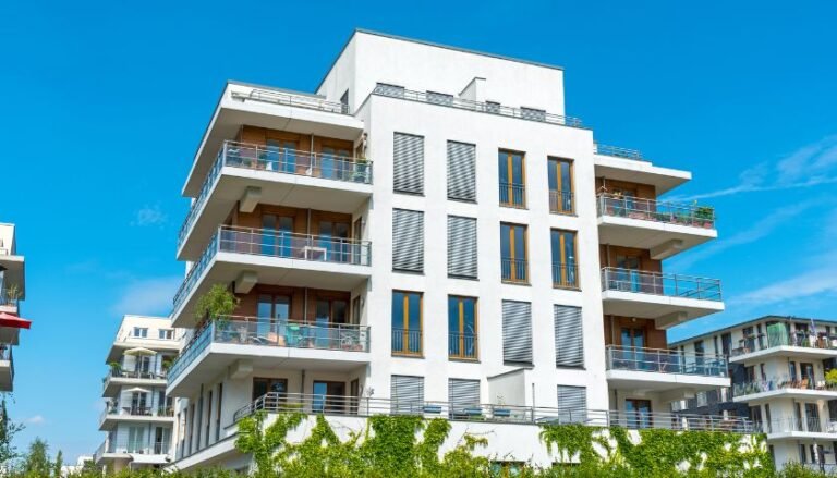 Discover the Community Feel at Arris Residences