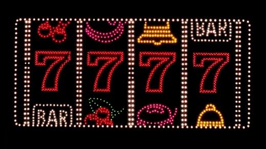 Low Volatility vs High Volatility Slots: What’s Better?